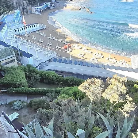 La Rosamare, Discesa Al Mare, Vicinissimo Al Centro, Posto Auto Castiglioncello